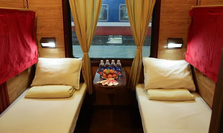 Private Overnight Train Hanoi To Sapa Or Return