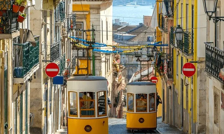 Lisbon City Half Day Private Tour