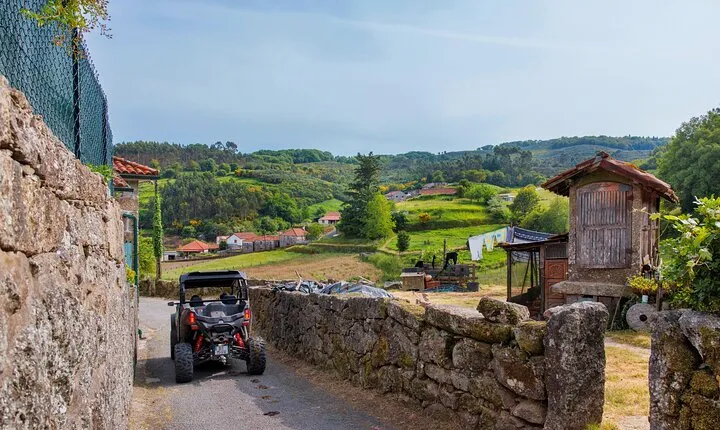 2h Buggy Tour • (1 traveler = 1 vehicle)