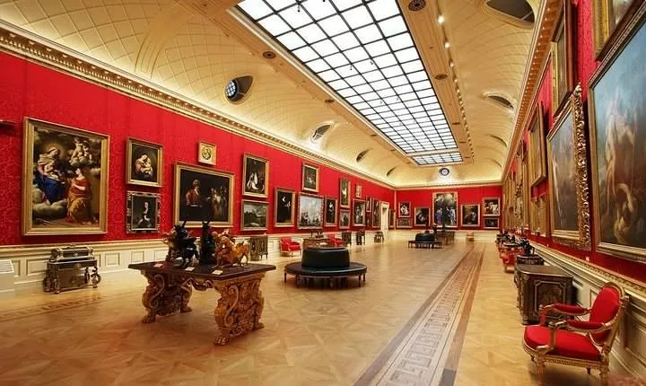 London Art Museums Private Day Tour with Wallace Collection