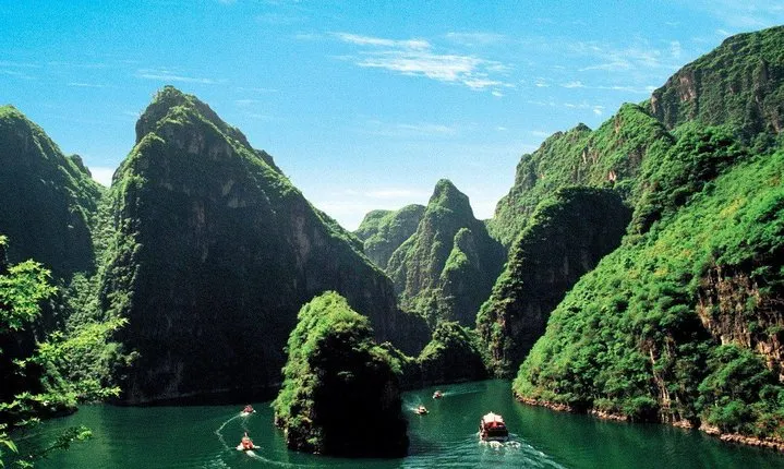 English Speaking Driver Service To Longqing Gorge