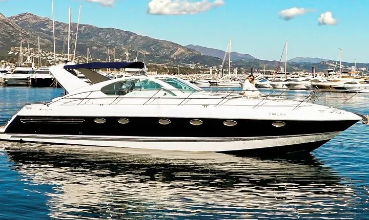 Fairline Targa 48 GT Yacht Tour in Puerto Banus