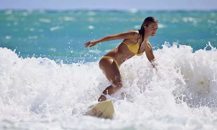 2 Hour Group Surf Lesson in Miami Beach