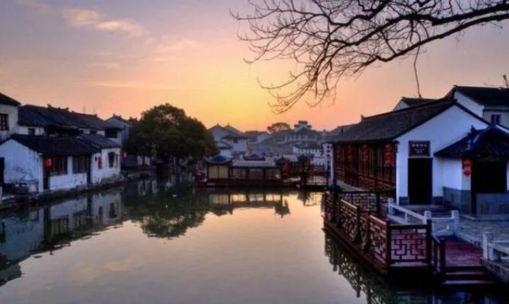 Tongli Water Village Tour from Shanghai including Boat Ride and Tuisi Garden
