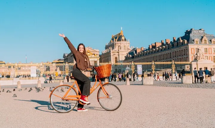 Versailles Bike Tour with Market, Gardens & Guided Palace Tour