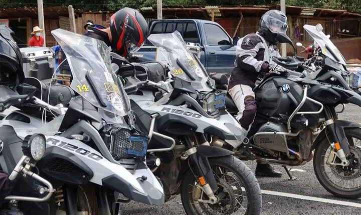 Thrilling 1864 Curves, Mae Hong Son Loop – 4-Day Motorcycle Tour