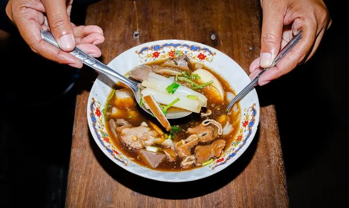 Baba Tastes Phuket Food Tour with 15+ Tastings