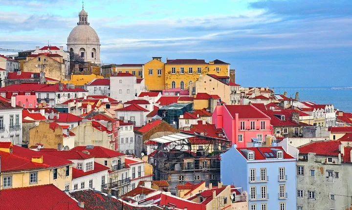 Half Day Private Tour - Lisbon's Heritage and Modernity