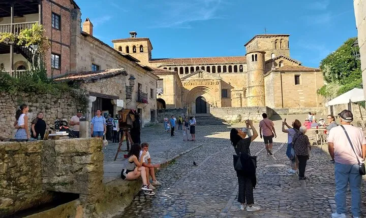 Santillana del Mar & Altamira Museum with tickets- small groups