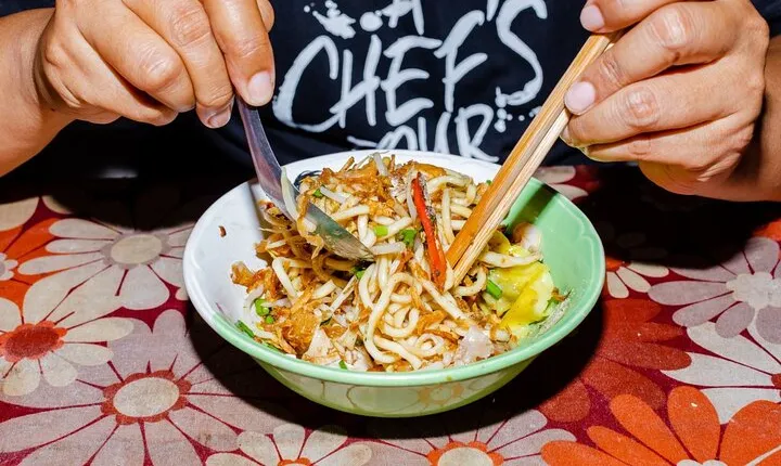Southern Flavors Phuket Food Tour with 15+ Tastings