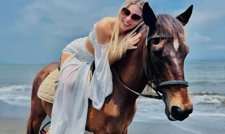 Saba Beach Bali Horse Ride