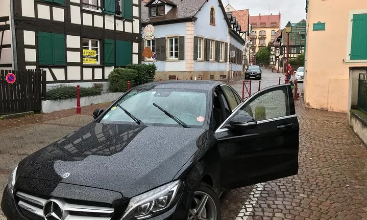 Private transfer - Personal driver Paris Orly Airport (ORY)