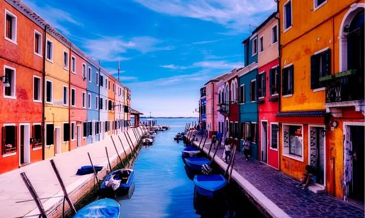 Venice: Panoramic Island Tour of Murano, Burano & Torcello