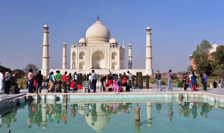 Sunrise Taj Mahal and Agra Fort Private Tour from Delhi