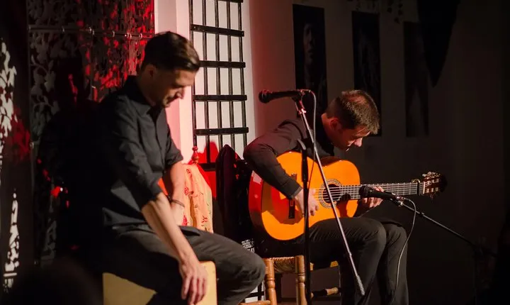 Skip the line: Tablao Flamenco Andalusí Ticket