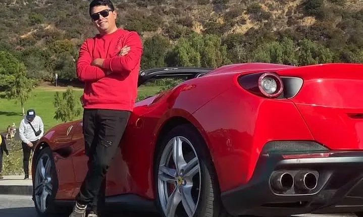 20min Driving Tour: Hollywood Blvd to Sunset Blvd in Ferrari