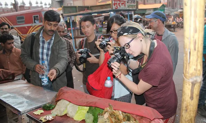 Discover Oriental Agra Day Tour