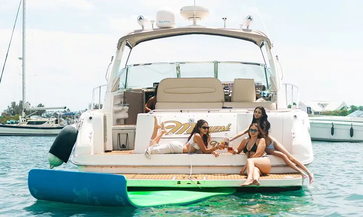 45 Ft Private Yacht Rental in Miami 