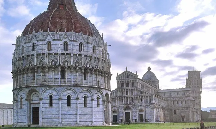 Florence, Lucca and Pisa Private Tour from Livorno