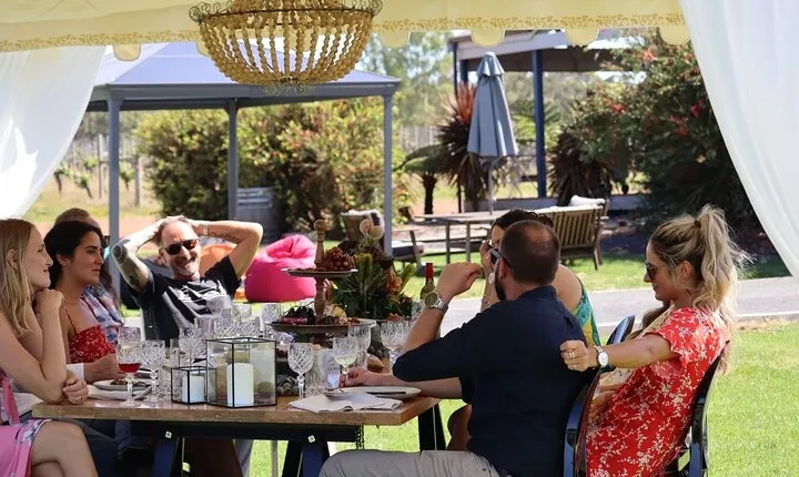 Small-Group Wine Tour in Margaret River with Cheese Board