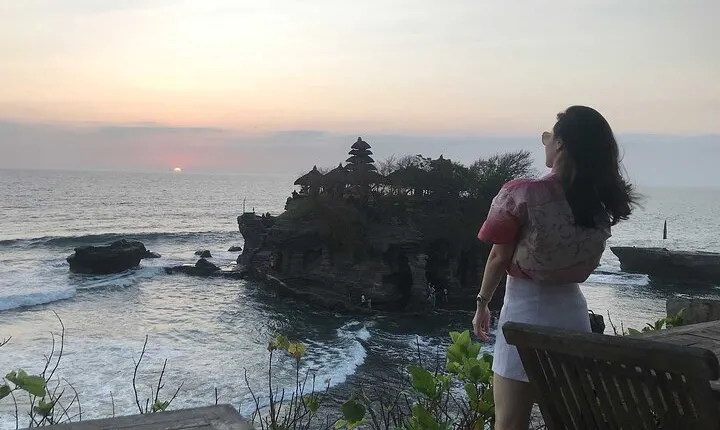 Private Tour : Individual costumize route with FREE - WIFI