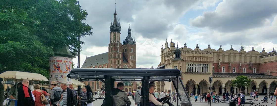 Old Town, Jewish Kazimierz and Ghetto Sightseeing by Electric Golf Cart
