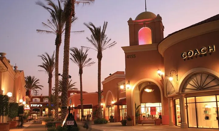 San Diego Shopping Tour to Las Amercias Outlet