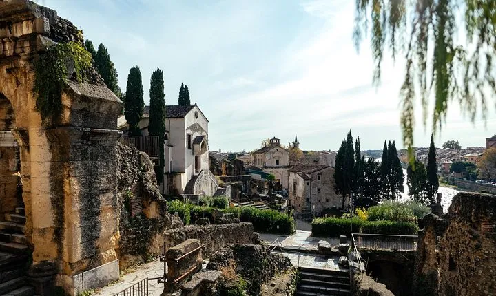 Off the Beaten Track in Verona: Private City Tour