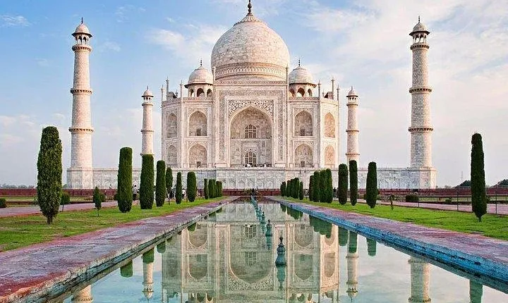 Agra Taj Mahal Sunrise tour