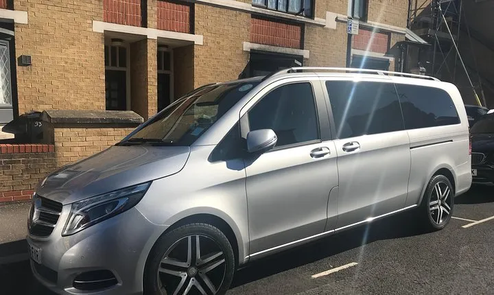 Private Transfers From London Heathrow to Gatwick Aiport