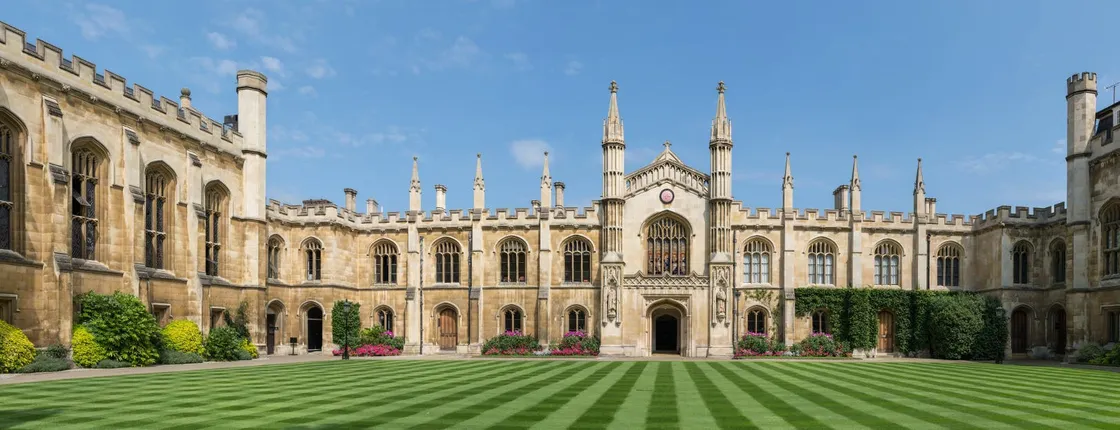 Take in Cambridge Colleges classic sights on a self-guided audio tour