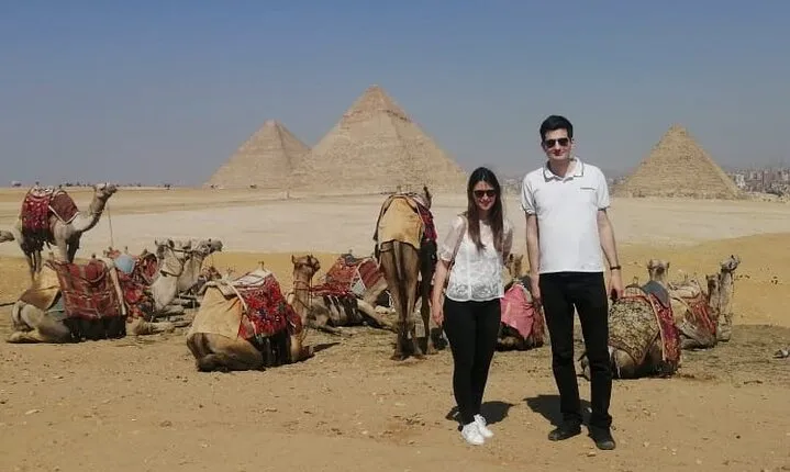 8-Private hours tour Giza Pyramids & Egyptian Museum with Private Vehicle