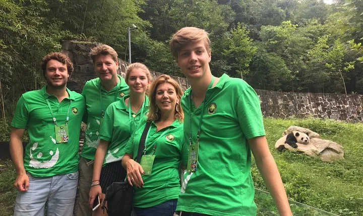 Private Half Day Panda Volunteer Tour