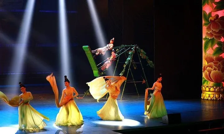 Wonderful Night tour: Acrobatics Show, Peking roast Duck