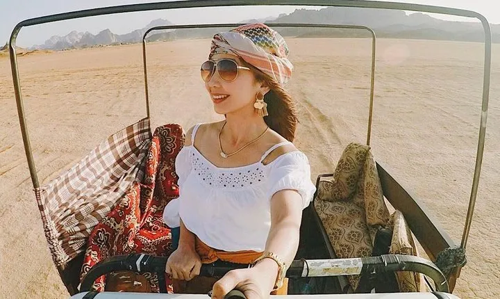 Full-Day Jeep Tour & Overnight
