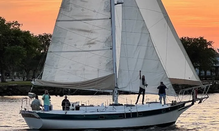 Sailing Charters in Wilmington