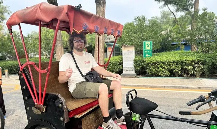 Beijing Half Day : Summer Palace Tour with Hutong Rickshaw Rides