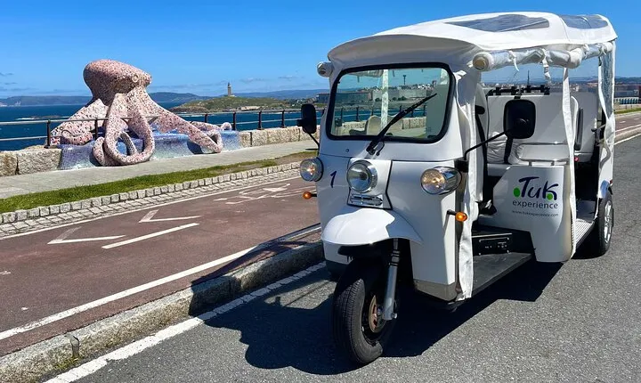 Private PREMIUM Tour EN Tuk tuk A Coruña