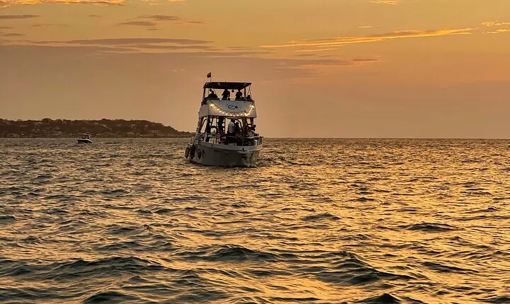Sunset tour Sibarita Express 90 minutes with Open Bar