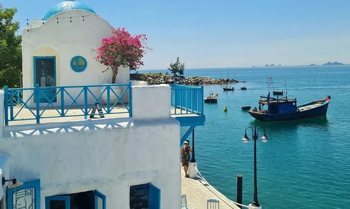 [Free E-sim] Da Nang Coastal Charm Half Day Cafe Tour