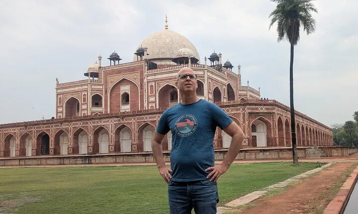 Discover Delhi in a Day: Private City Tour with Guide