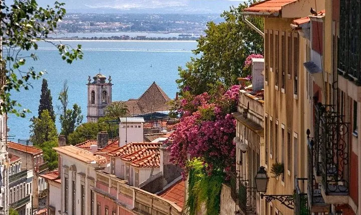 Alfama and Mouraria