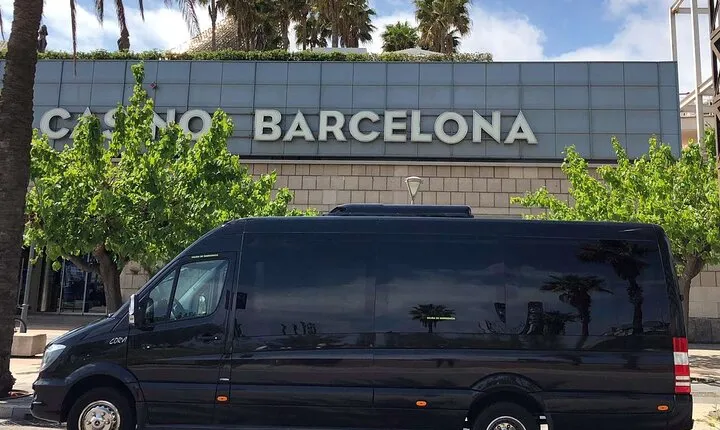 Barcelona Private City Tour (1 to 16 passengers)