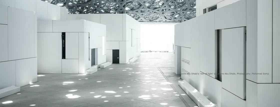 Louvre Abu Dhabi Museum and Grand Mosque tour from Dubai