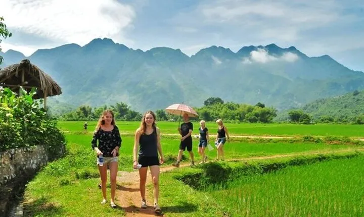 2-day Mai Chau Valley tour from Hanoi