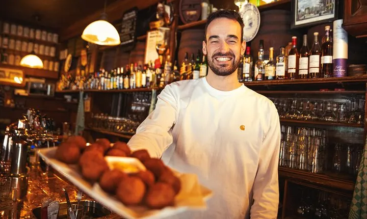 Eating Amsterdam: Albert Cuyp Market & The Pijp Food Tour