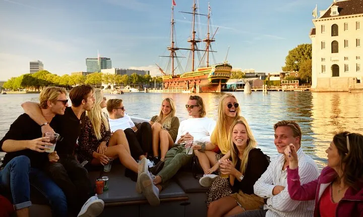 All Inclusive 90 minutes Canal Cruise by Captain Jack!