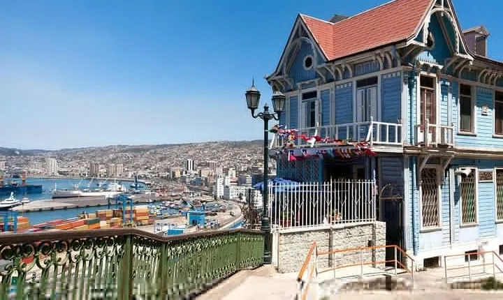 Private Transportation from Santiago to Port of Valparaíso or San Antonio