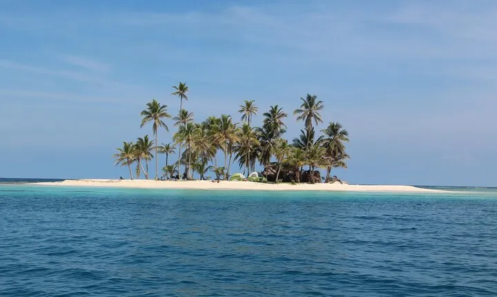 San Blas Tour: Small-Group Day Trip + Daily Catch & Drinks