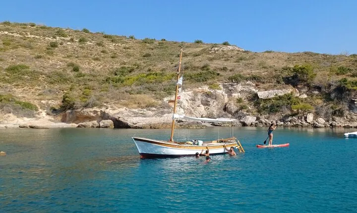 ΖΩΗ Electric Boat Daily Cruises